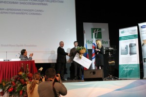 12 октября 2012 г. Церемония вручения грантов — победителей 2012 г. программы Bridging Cancer Фонда «Бристол-Майерс Сквибб»
