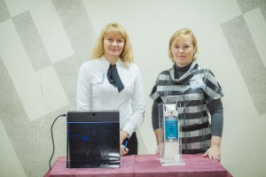 Преподаватели мастер-класса Пауль Хартманн по обработке рук с контролем на УФО-лампе
