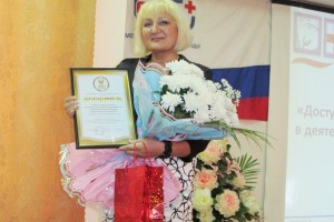 Вручение благодарственного письма ОПСА Совету по сестринскому делу ГК БСМП № 1 за организацию и проведение семинара