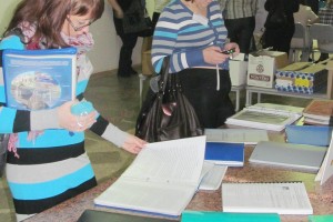 Выставка плакатов и конкурсных работ конкурса ОПСА «Лучший по профессии 2011» в номинации «Лучшая медицинская сестра приемного отделения»